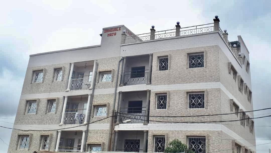 Chambre Meublee Biyem Assi Tkc ياوندي المظهر الخارجي الصورة