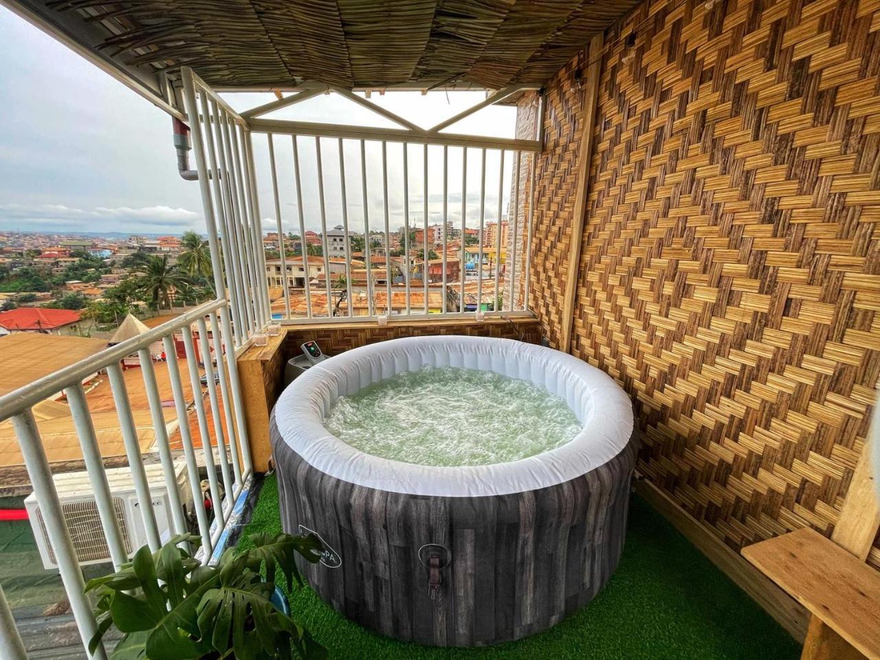 Chambre Meublee Biyem Assi Tkc ياوندي المظهر الخارجي الصورة